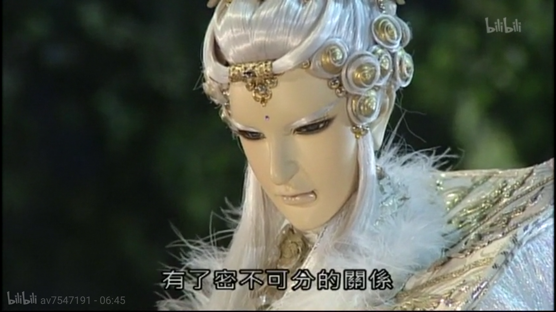 怎么被吞了,我不过发了一个血傀师小树林调戏圣洁天佛.