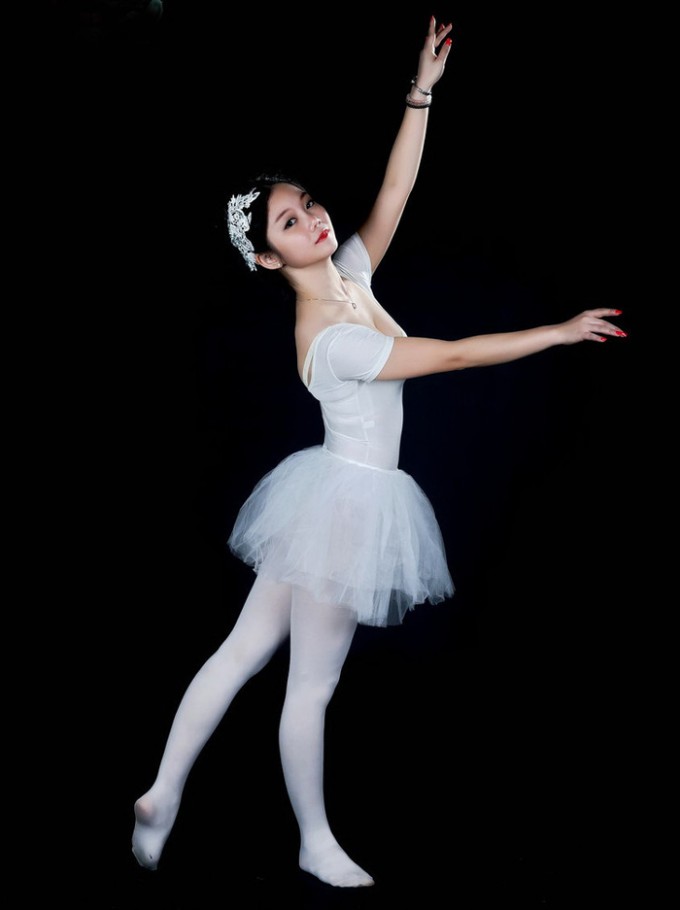 芭蕾公主 翩翩起舞28p