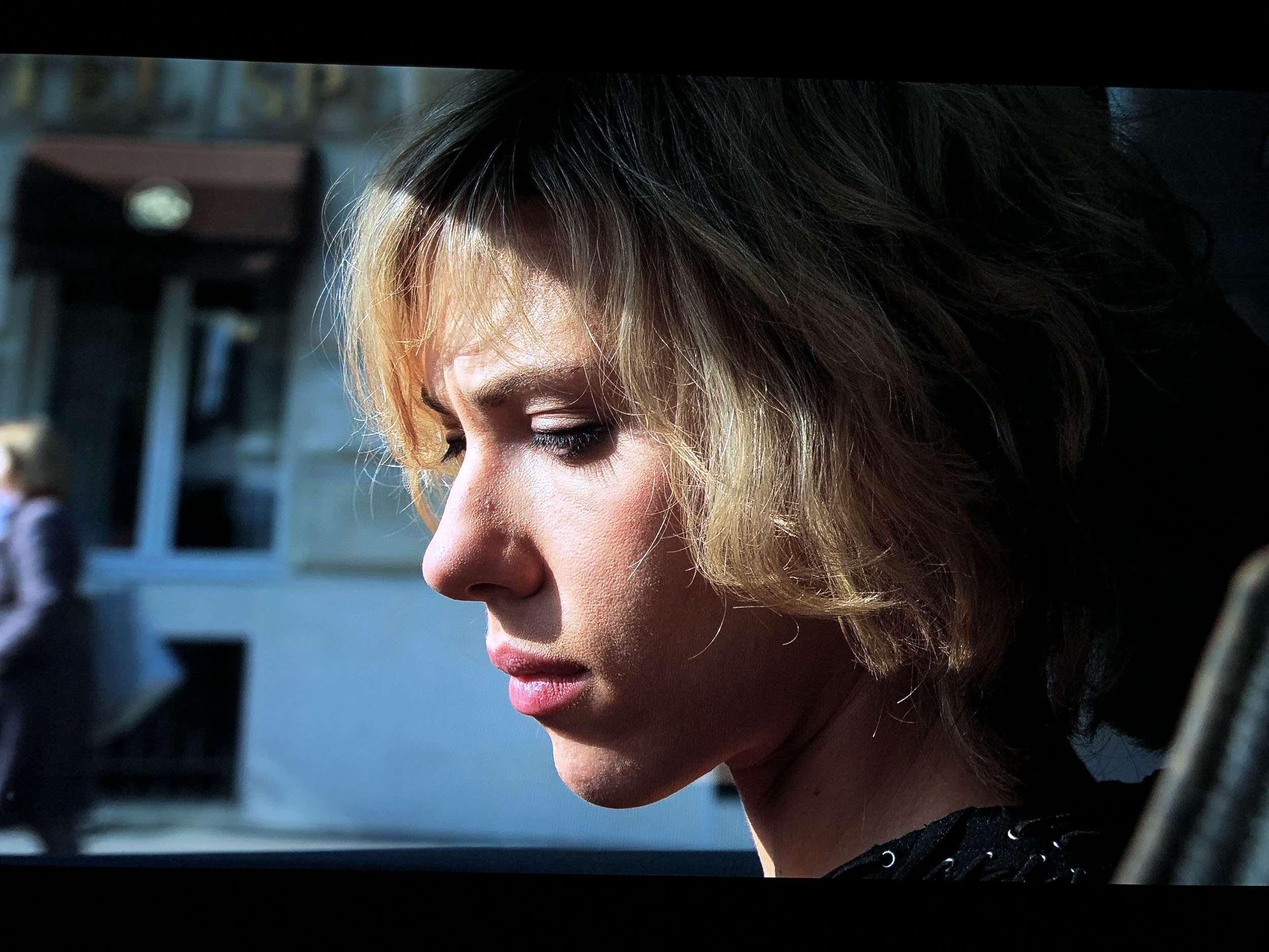 4k hdr10 斯嘉丽,摩根·弗里曼,的大头贴.超体lucy ,4k 是否无用呢