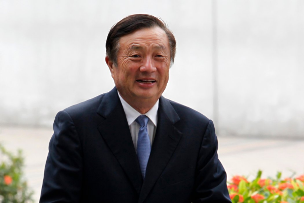 华为创始人任正非一直试图通过悄悄调整公司的海外策略来避免冲突。“最终经过多年的努力,我们的目标是让欧洲人把华为视为一家欧洲公司,”任正非曾经写道。