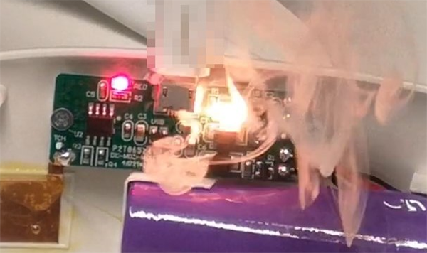 腾讯公布快充重大安全漏洞:影响数亿设备、可直接烧毁 1 腾讯公布快充重大安全漏洞:影响数亿设备、可直接烧毁