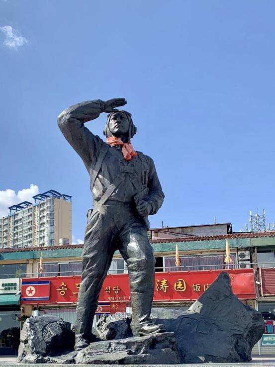 点击放大