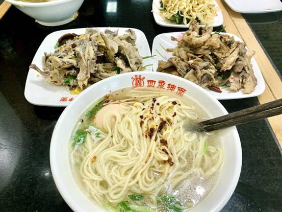 点击放大