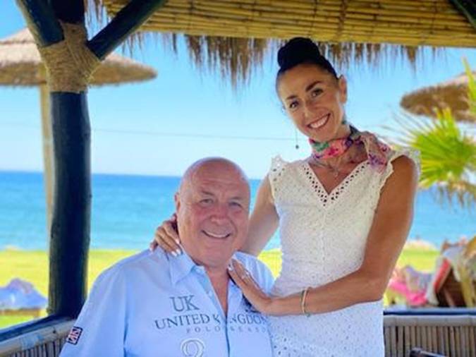 视频转录|2个视频:查理•沃德带来了喜讯!(解码 Kat)