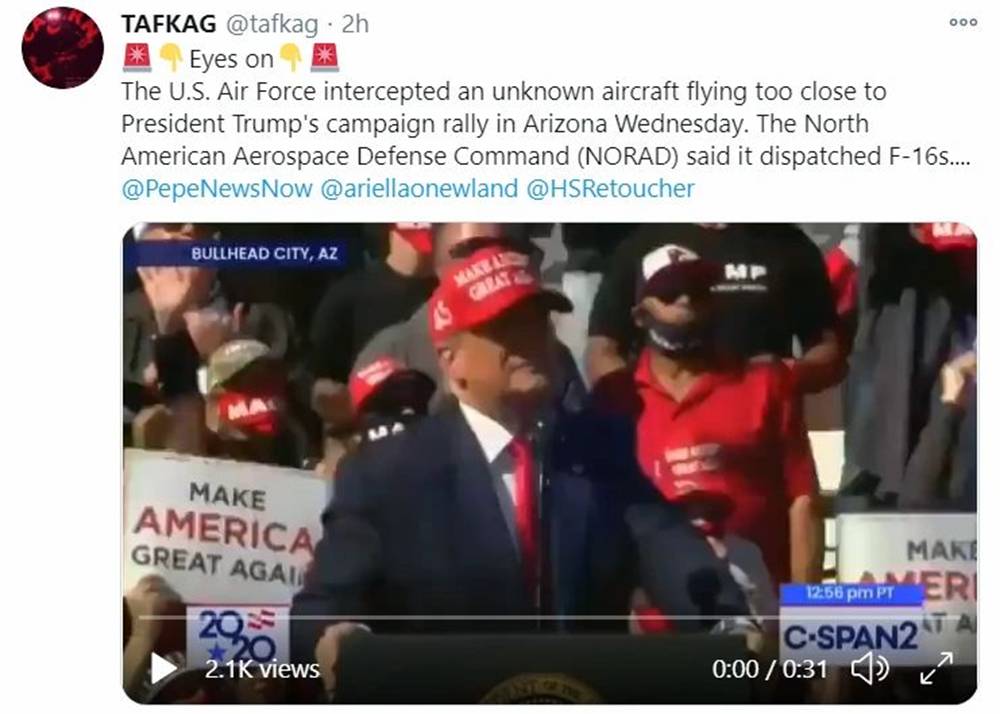 你看,已经被关进监狱了,看!|圣诞老人冲浪(海滩广播)