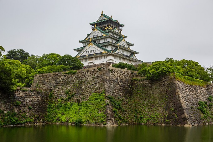 1200px Osaka Castle Japan