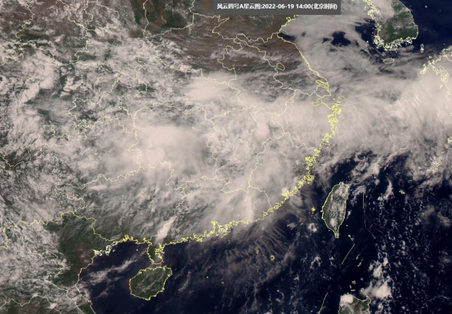 南方四省现特大暴雨暴雨带开始北抬 历史最大洪水或将威胁广东等地