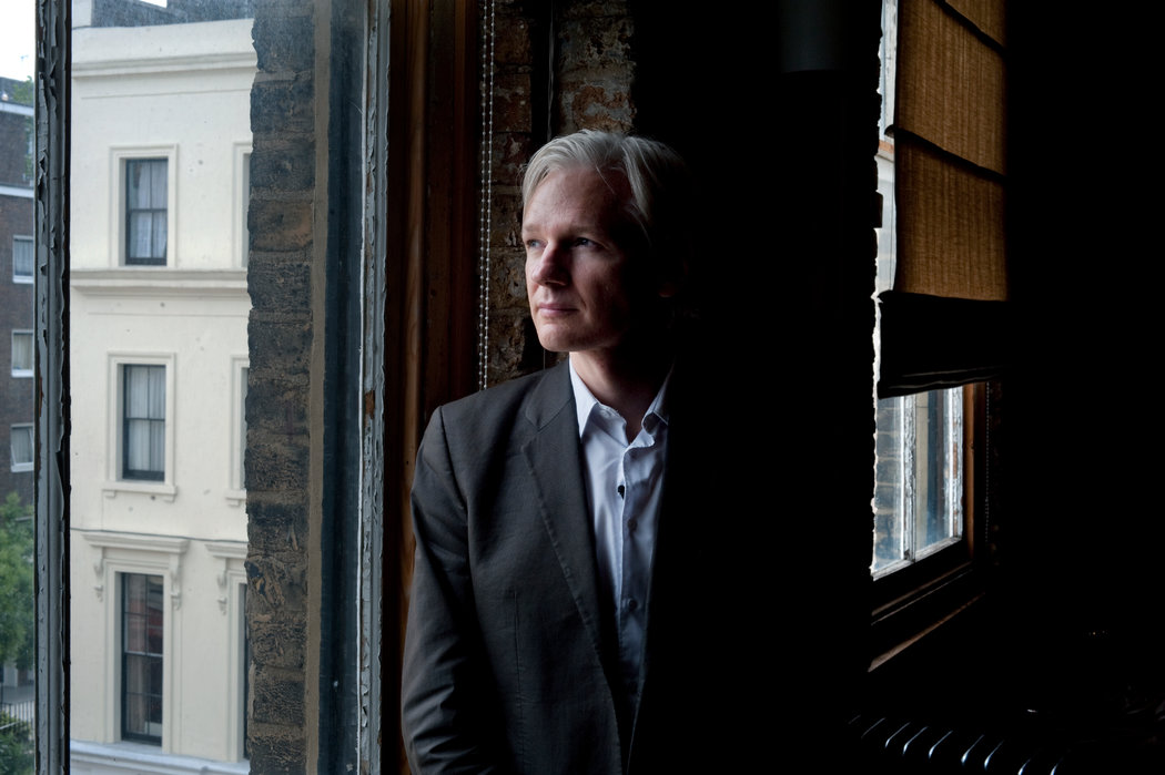 译:THE PRISONER SAYS NO TO BIG BROTHER(从 101 室开始)