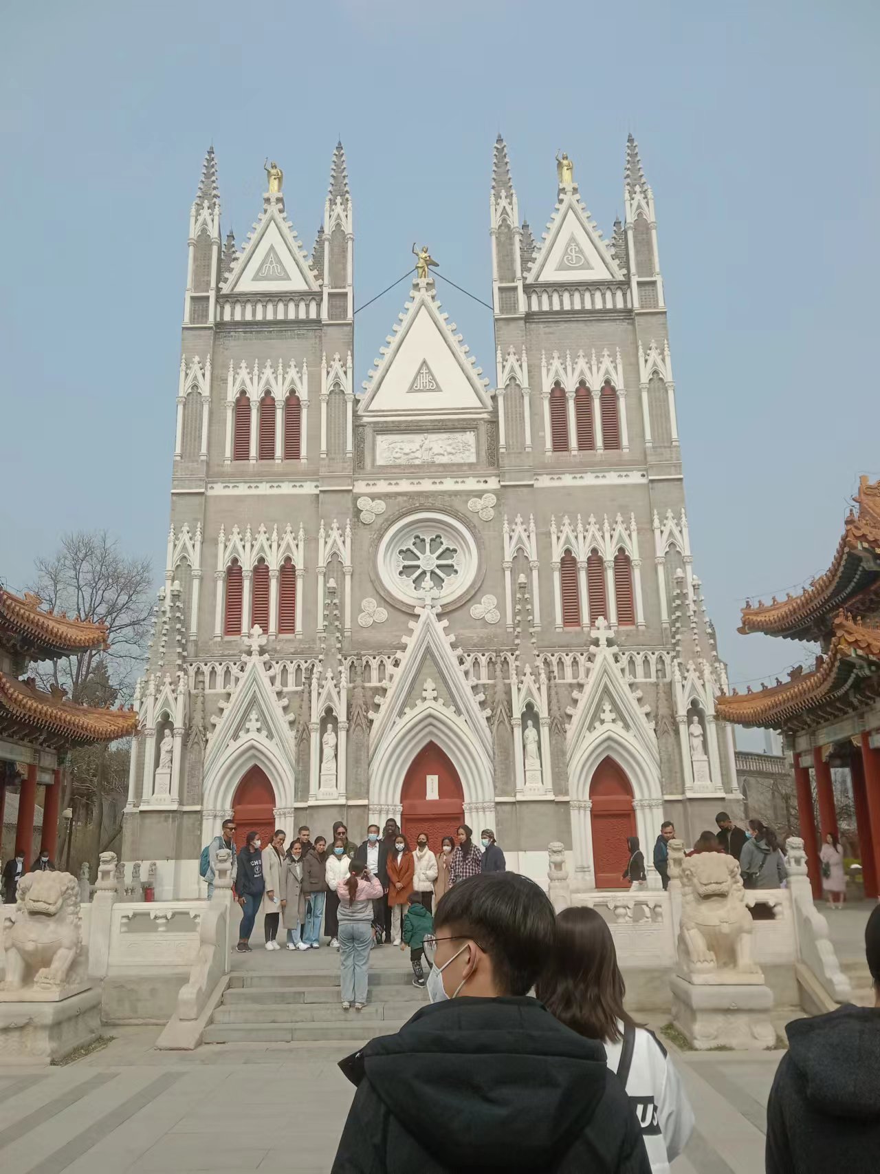 请找出图中的中式元素